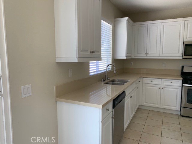 20813 Spring Street, Riverside CA: https://media.crmls.org/medias/2cc6ea60-3dbd-4e55-a2d5-1a72d742bb8d.jpg
