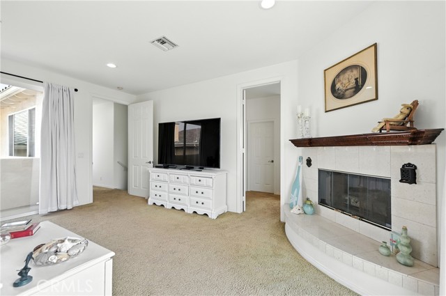 4931 Shoreline Way, Oxnard CA: https://media.crmls.org/medias/2cc72e64-8ffa-4886-9d09-34bc2ccfa602.jpg