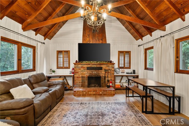 782 W Village, Crestline, CA 92325