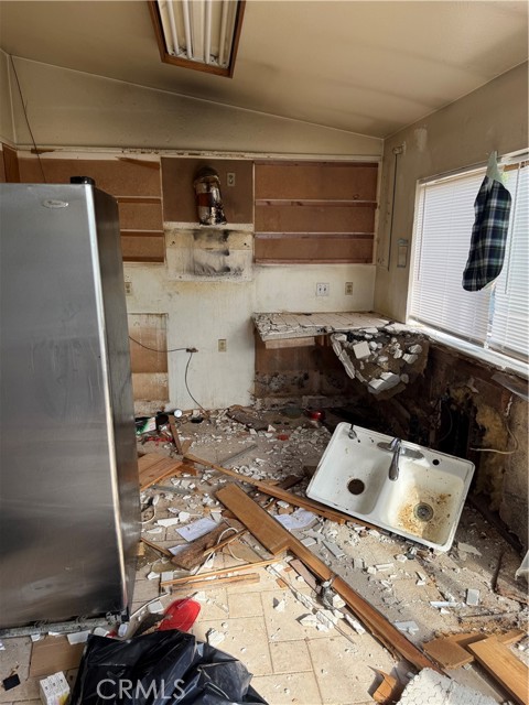 12490 Wolverine Circle, Moreno Valley CA: https://media.crmls.org/medias/2cc7c6c3-3b83-4775-a63e-f10558b8cc24.jpg