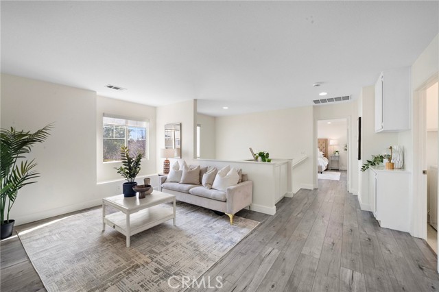 Detail Gallery Image 14 of 32 For 2852 N Santa Fe Pl, Orange,  CA 92865 - 3 Beds | 2/1 Baths