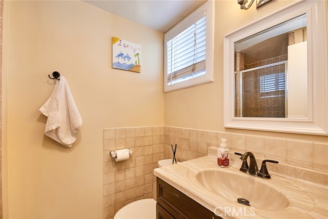 8757 Los Altos Drive, Buena Park CA: https://media.crmls.org/medias/2cc8a0a3-6fe7-4f84-bcca-86d564f146bc.jpg