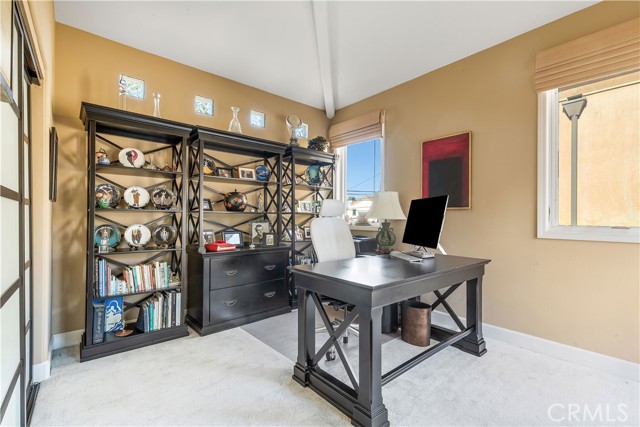 Detail Gallery Image 20 of 25 For 319 Orchid, Corona Del Mar,  CA 92625 - 4 Beds | 3/1 Baths