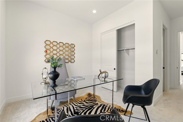 27546 Elderberry Drive, Valencia CA: https://media.crmls.org/medias/2cc8fd91-4c38-4b7e-a104-d4d638528a9f.jpg