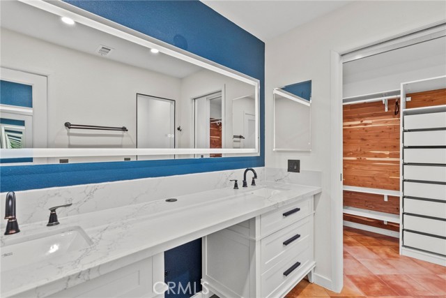 19166 Germain Street, Porter Ranch CA: https://media.crmls.org/medias/2cc95f05-86dd-4fba-8930-aefc52cd5ba7.jpg