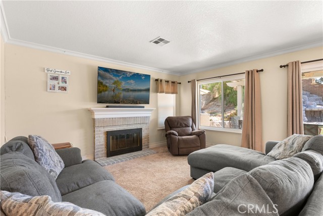 Detail Gallery Image 13 of 28 For 5610 via De Campo, Yorba Linda,  CA 92887 - 4 Beds | 2/1 Baths