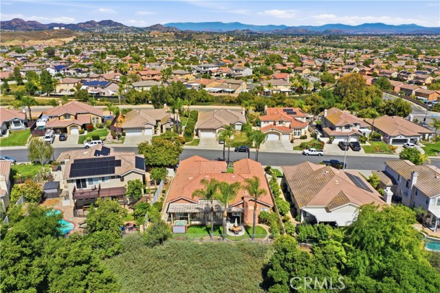 Detail Gallery Image 34 of 37 For 23553 Bending Oak Ct, Murrieta,  CA 92562 - 4 Beds | 2/1 Baths
