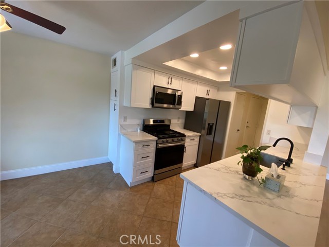 Detail Gallery Image 18 of 29 For 21296 Tupelo Ln #6,  Lake Forest,  CA 92630 - 2 Beds | 2 Baths
