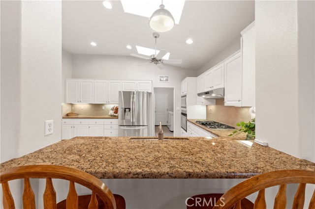 39980 CORTE CALANOVA, Murrieta CA: https://media.crmls.org/medias/2ccb63f8-0596-4c23-82f9-525c78273fb6.jpg