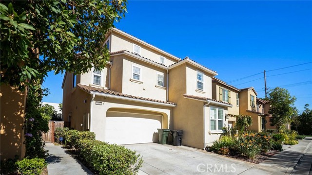 Image 2 for 10951 Lotus Dr, Garden Grove, CA 92843