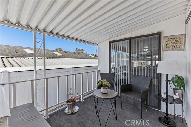 4000 Pierce Street, Riverside CA: https://media.crmls.org/medias/2ccd42bc-da73-4661-b13b-0c4324dc7d8a.jpg
