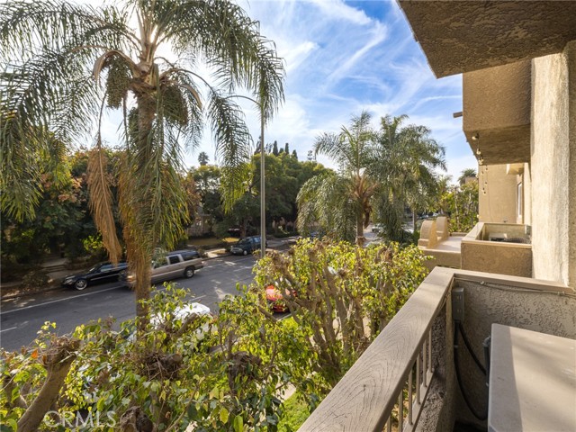 Detail Gallery Image 16 of 32 For 445 W 6th St #204,  Long Beach,  CA 90802 - 2 Beds | 2 Baths