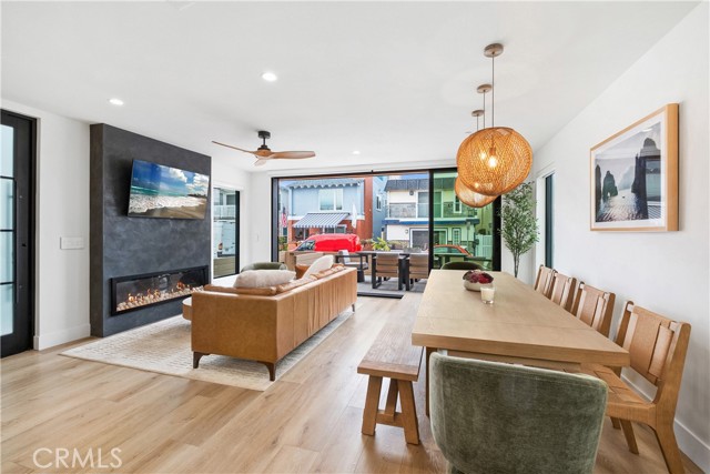 Detail Gallery Image 6 of 38 For 128 39th, Newport Beach,  CA 92663 - – Beds | – Baths