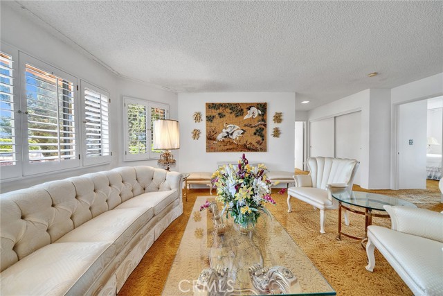 2591 Braided Mane Drive, Diamond Bar CA: https://media.crmls.org/medias/2ccdc899-dac7-469b-a470-99393170b629.jpg