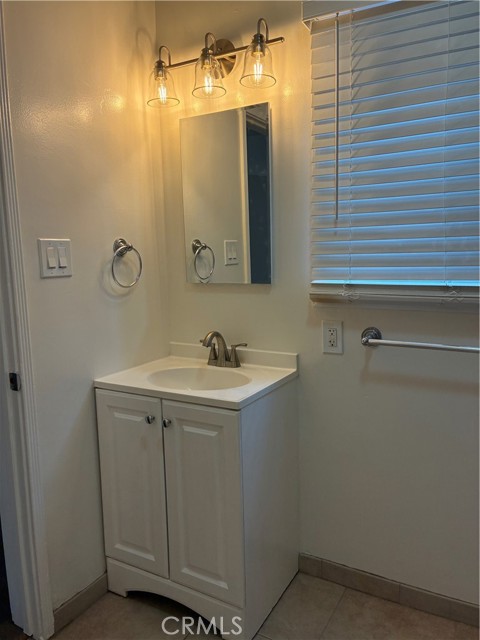 Detail Gallery Image 49 of 75 For 3654 Cerritos Ave, Long Beach,  CA 90807 - 4 Beds | 3 Baths