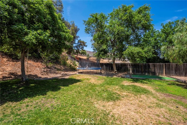 11359 Dole Court, Riverside CA: https://media.crmls.org/medias/2ccf3c94-c641-4547-a31b-627eed908b99.jpg
