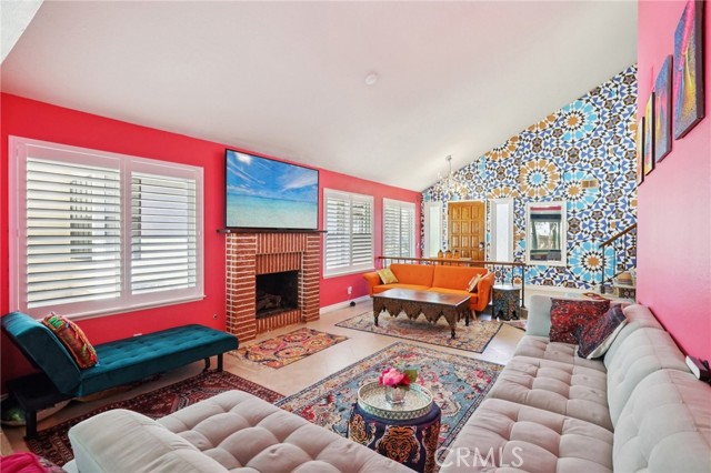 Detail Gallery Image 4 of 64 For 22625 Wood Shadow Ln, Lake Forest,  CA 92630 - 5 Beds | 3 Baths