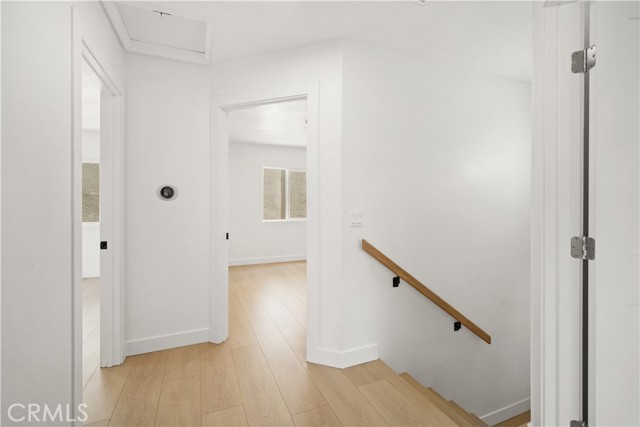 Detail Gallery Image 23 of 49 For 7010 a Lennox Ave a,  Van Nuys,  CA 91405 - 4 Beds | 2 Baths