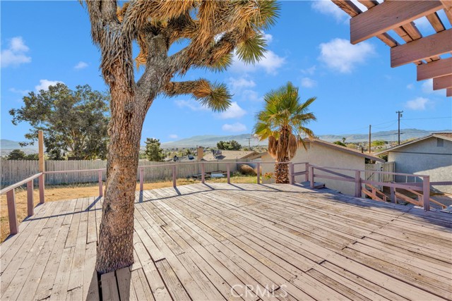 Detail Gallery Image 4 of 30 For 17908 Birch St, Hesperia,  CA 92345 - 3 Beds | 2 Baths