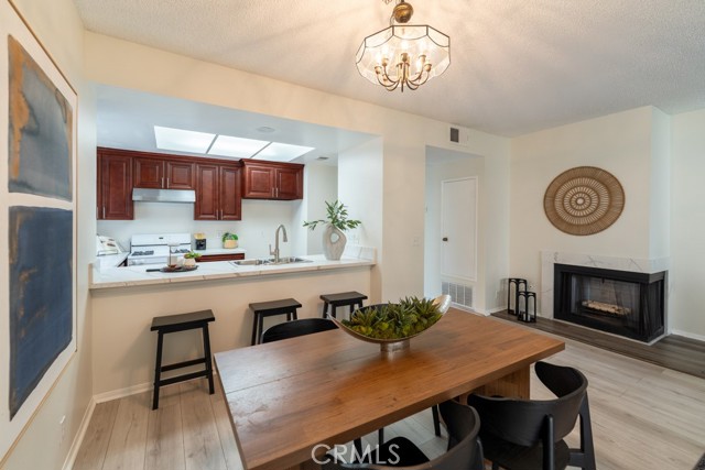 16211 Downey, 92 photo 6