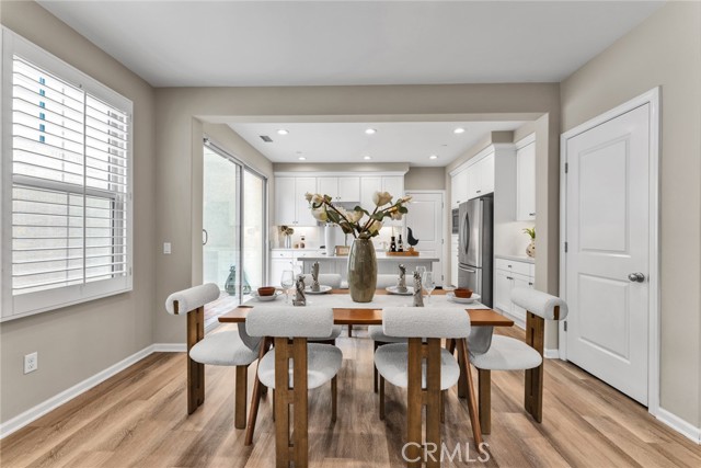 Detail Gallery Image 3 of 40 For 168 Outwest, Irvine,  CA 92618 - 3 Beds | 3 Baths