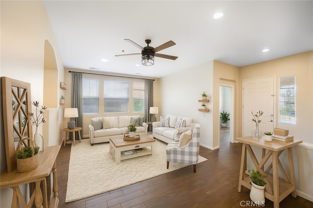 MLS #OC25165991 image #3