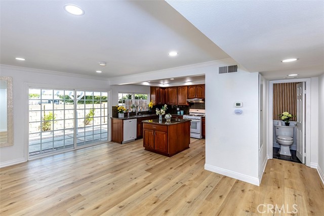 Image 8 of 46 For 5353 Barrett Circle