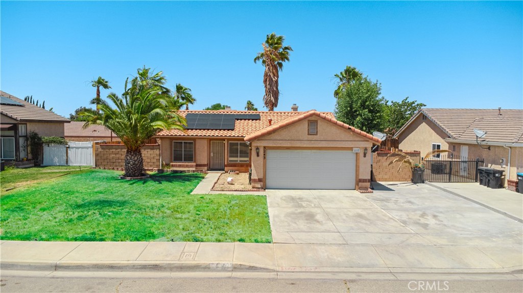 3243 E Avenue R4