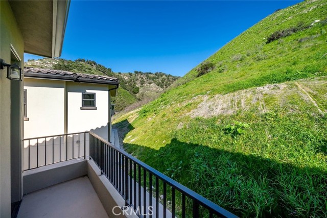 Image 32 of 55 For 2732 Barcelona Street