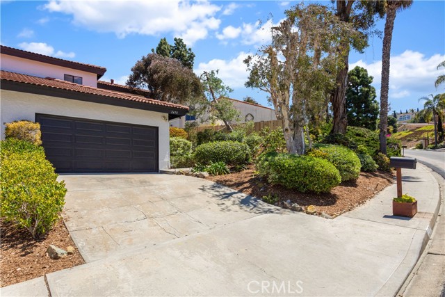 Detail Gallery Image 15 of 36 For 2658 Cazadero Dr, Carlsbad,  CA 92009 - 3 Beds | 2/1 Baths