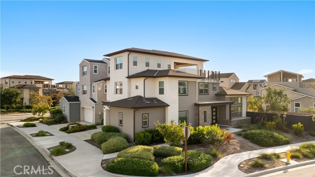 Detail Gallery Image 2 of 56 For 123 Character, Irvine,  CA 92618 - 4 Beds | 4/2 Baths