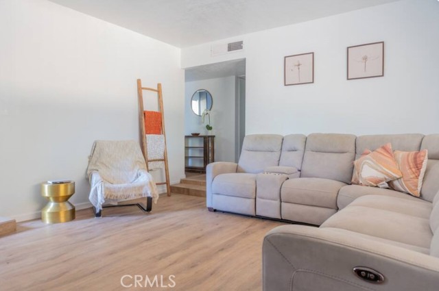 2923 Fine Ave, Clovis CA: https://media.crmls.org/medias/2cd4a419-e03c-485a-ac2d-11a53bcc5529.jpg