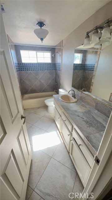 Detail Gallery Image 35 of 41 For 22962 Giant Fir Pl, Canyon Lake,  CA 92587 - 3 Beds | 2 Baths