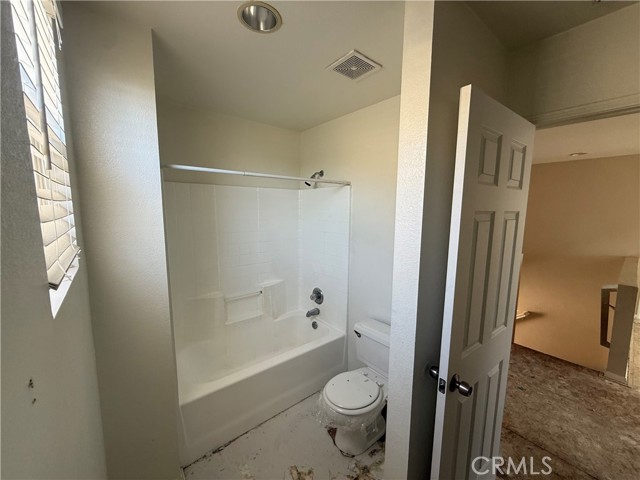 Detail Gallery Image 34 of 50 For 14577 Crossing, Victorville,  CA 92394 - 3 Beds | 2/1 Baths
