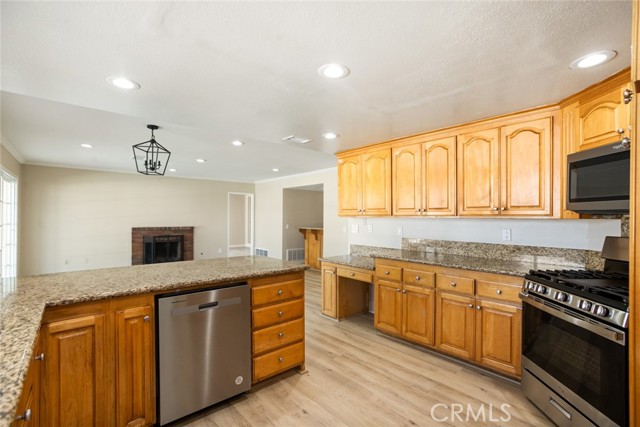 963 Dare Court, Diamond Bar CA: https://media.crmls.org/medias/2cd5cbae-9c70-49c6-9c5f-cd84adac48ef.jpg