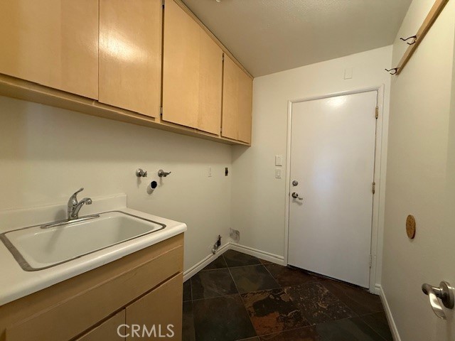 Detail Gallery Image 11 of 34 For 2778 Delpha Ct, Thousand Oaks,  CA 91362 - 5 Beds | 3 Baths