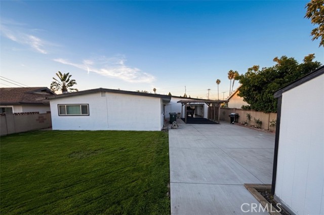Detail Gallery Image 11 of 14 For 6942 Oxford Dr, Huntington Beach,  CA 92647 - 3 Beds | 2 Baths
