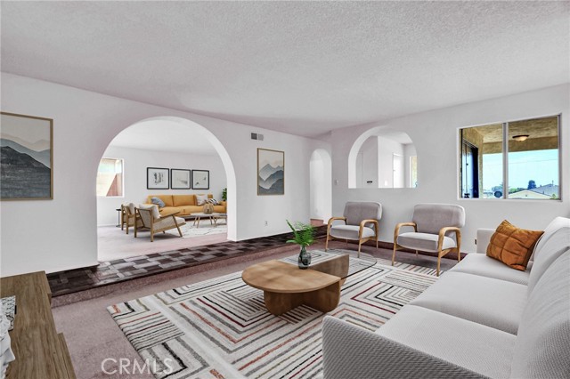 4637 W 132nd Street, Hawthorne CA: https://media.crmls.org/medias/2cd7902e-2402-4969-b940-b68d601a2639.jpg
