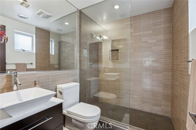 Detail Gallery Image 35 of 71 For 58 6th St, Hermosa Beach,  CA 90254 - 4 Beds | 5 Baths