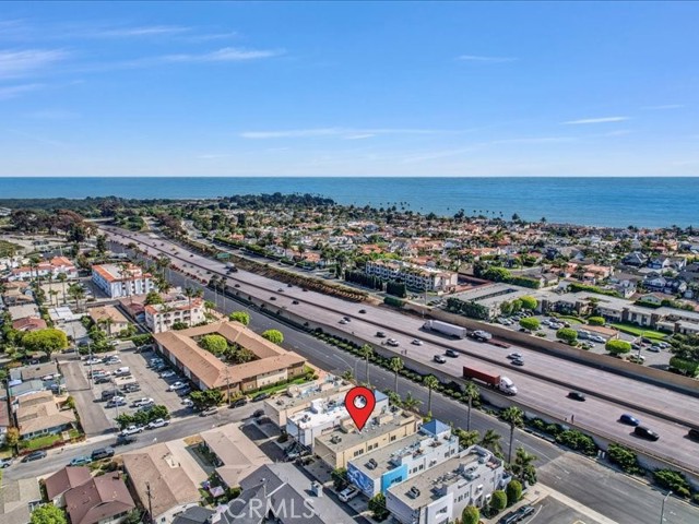 3405 S El Camino Real, San Clemente CA: https://media.crmls.org/medias/2cd930e5-3fe3-43d7-81fb-5075fc1f829f.jpg