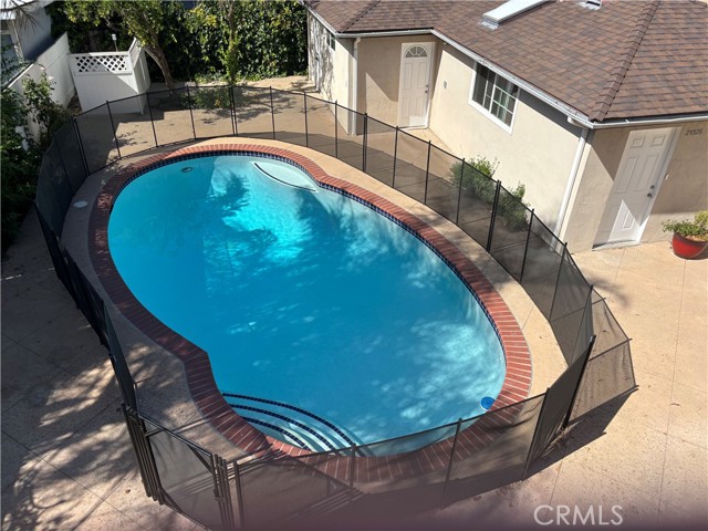21327 De La Osa, Woodland Hills CA: https://media.crmls.org/medias/2cd95fbc-ba1f-45a0-8ef6-a2b55bcf1c69.jpg