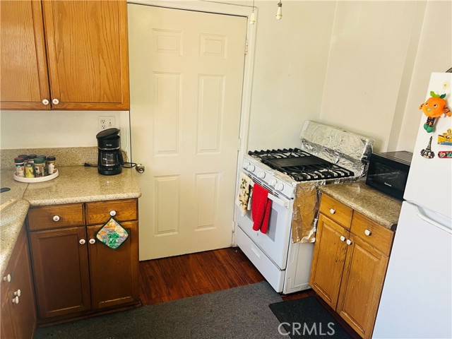 Detail Gallery Image 9 of 16 For 535 W Olive St, Inglewood,  CA 90301 - – Beds | – Baths