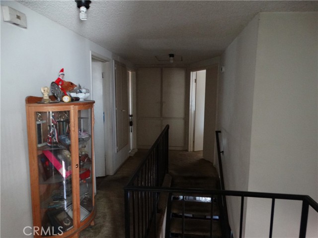 Detail Gallery Image 6 of 14 For 165 S Connie Cir, Anaheim,  CA 92806 - 4 Beds | 2/1 Baths