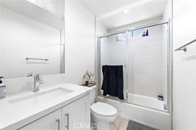 206 Avenida Victoria, San Clemente CA: https://media.crmls.org/medias/2cd9f092-87df-4a3b-b1de-a98c39a9d1dd.jpg