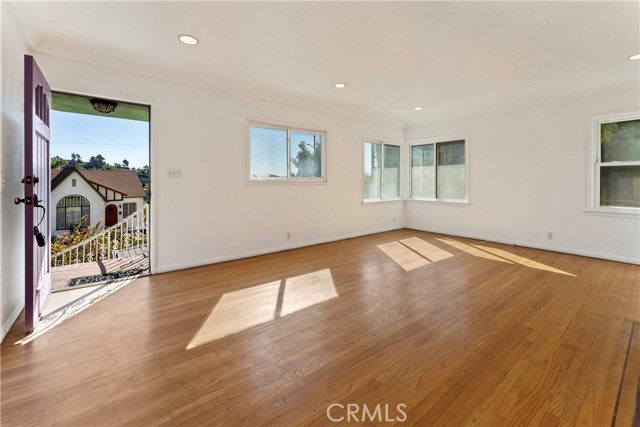 Image 3 for 4501 Caledonia Way, Los Angeles, CA 90065