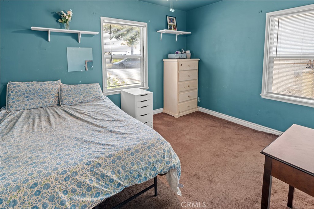 https://media.crmls.org/medias/2cdc67bc-7a3a-449e-9fa9-5550426764f8.jpg?preset=X-Large
