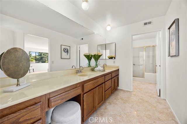 Detail Gallery Image 15 of 24 For 465 S Country Hill Rd, Anaheim Hills,  CA 92808 - 4 Beds | 3 Baths