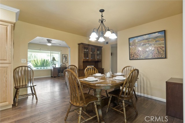Detail Gallery Image 14 of 44 For 253 Gurnsey Dr, Red Bluff,  CA 96080 - 4 Beds | 3 Baths