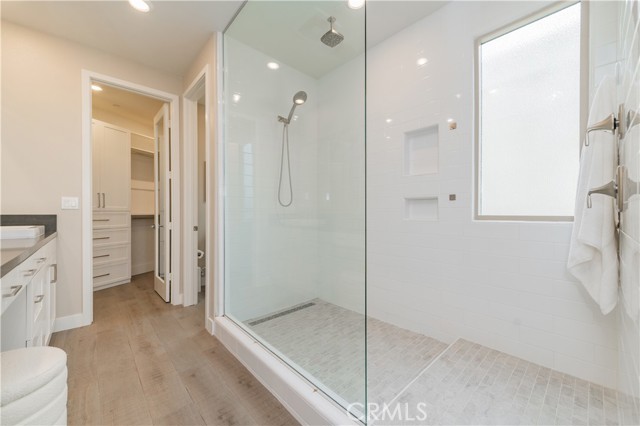 111 Bosque, Irvine CA: https://media.crmls.org/medias/2cdf76a3-5495-469e-a756-684248bd940e.jpg