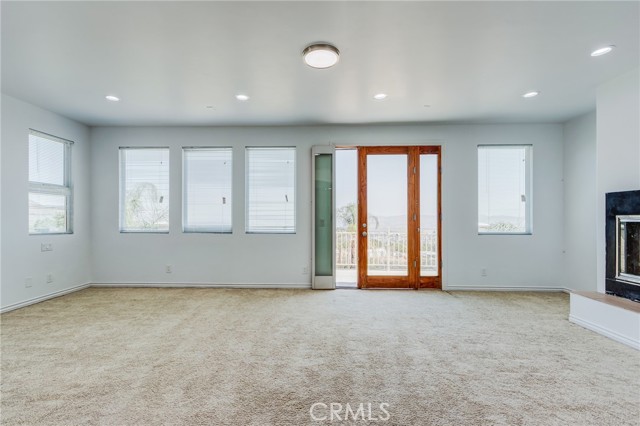 35050 Margo Road, Lake Elsinore CA: https://media.crmls.org/medias/2ce00122-e7b9-47d5-bc1a-2c3725bc390b.jpg